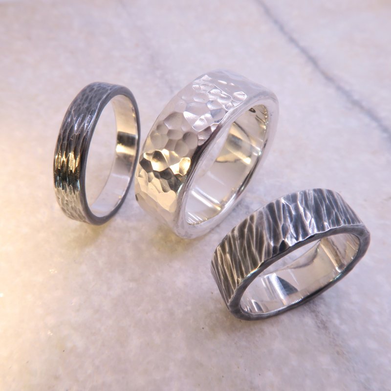 Customized forged ring thickness 2mm - width/texture can be customized - แหวนทั่วไป - โลหะ สีเงิน