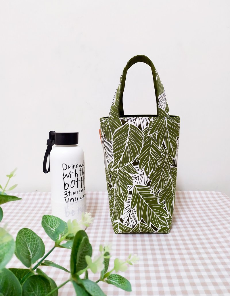 Jiajiajiu series water bottle bag/drink bag/portable canvas bag/leaf jungle style - Beverage Holders & Bags - Cotton & Hemp Green