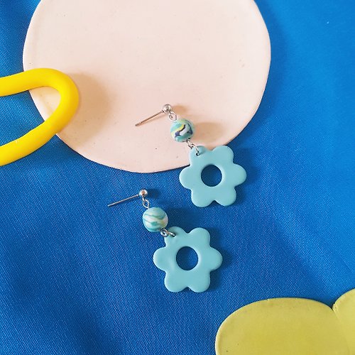 我物 WOW WOO 夏之果系列 - 淺藍花 花朵 可愛 垂墜 耳環 ( 可改 耳夾 )