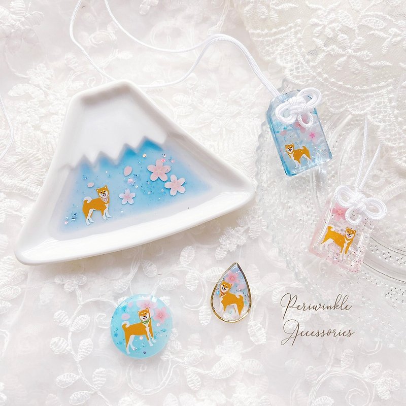柴犬 櫻花 日本製富士山陶瓷小碟 手作 - 擺飾/家飾品 - 瓷 藍色
