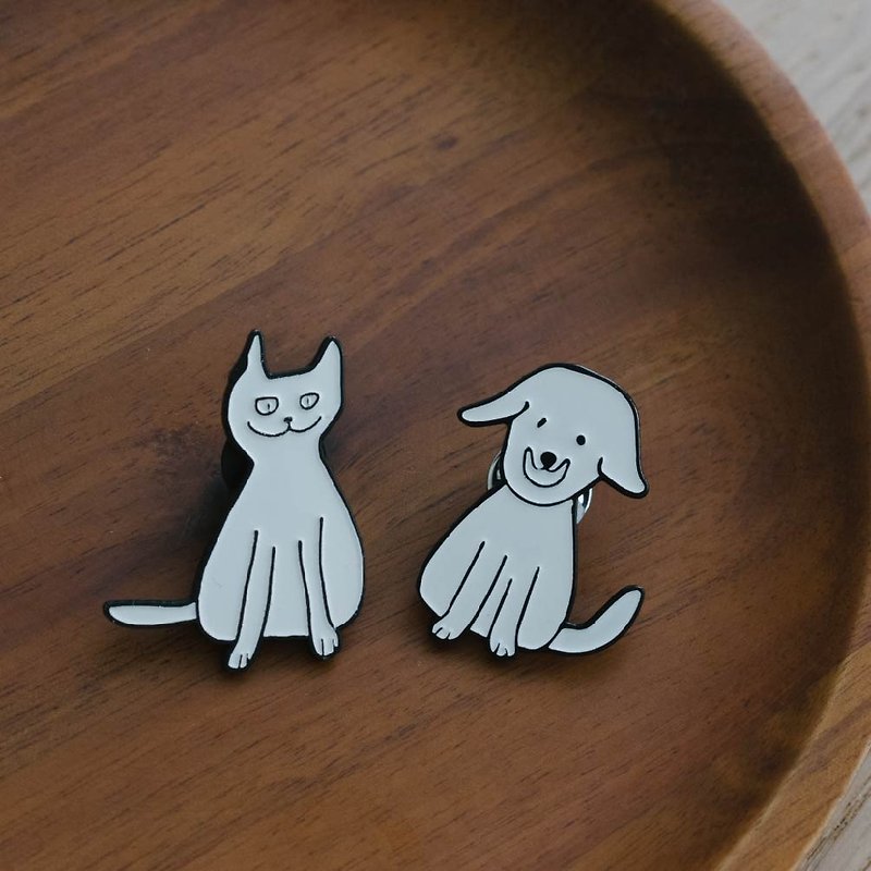 CIS cat and dog enamel badge - Badges & Pins - Enamel 