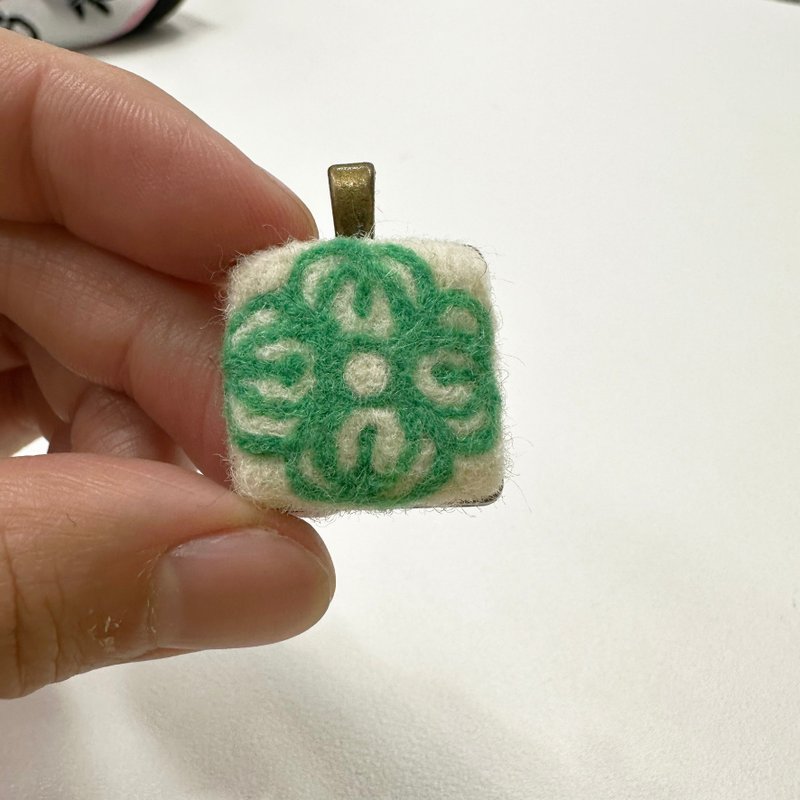 台灣花磚 - 羊毛氈項鍊墜子 - 項鍊 - 羊毛 綠色