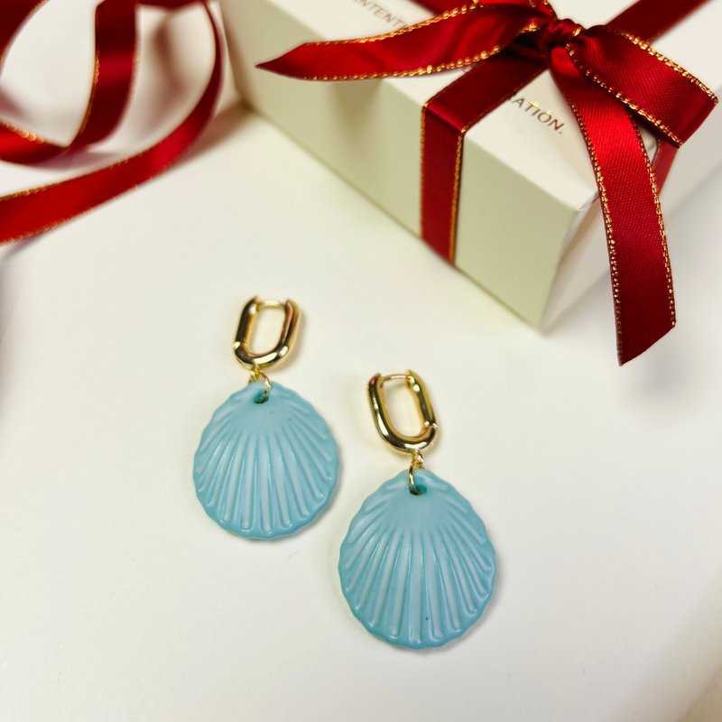 Timeless Ceramic Earrings Cyan Shell Glow Christmas Party Gift Packaging - ต่างหู - เครื่องลายคราม สีเขียว
