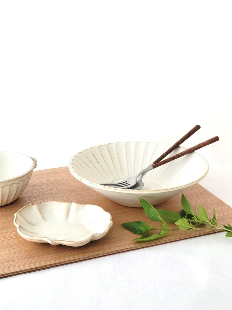 Deep Dish-wakasama - Plates & Trays - Pottery White