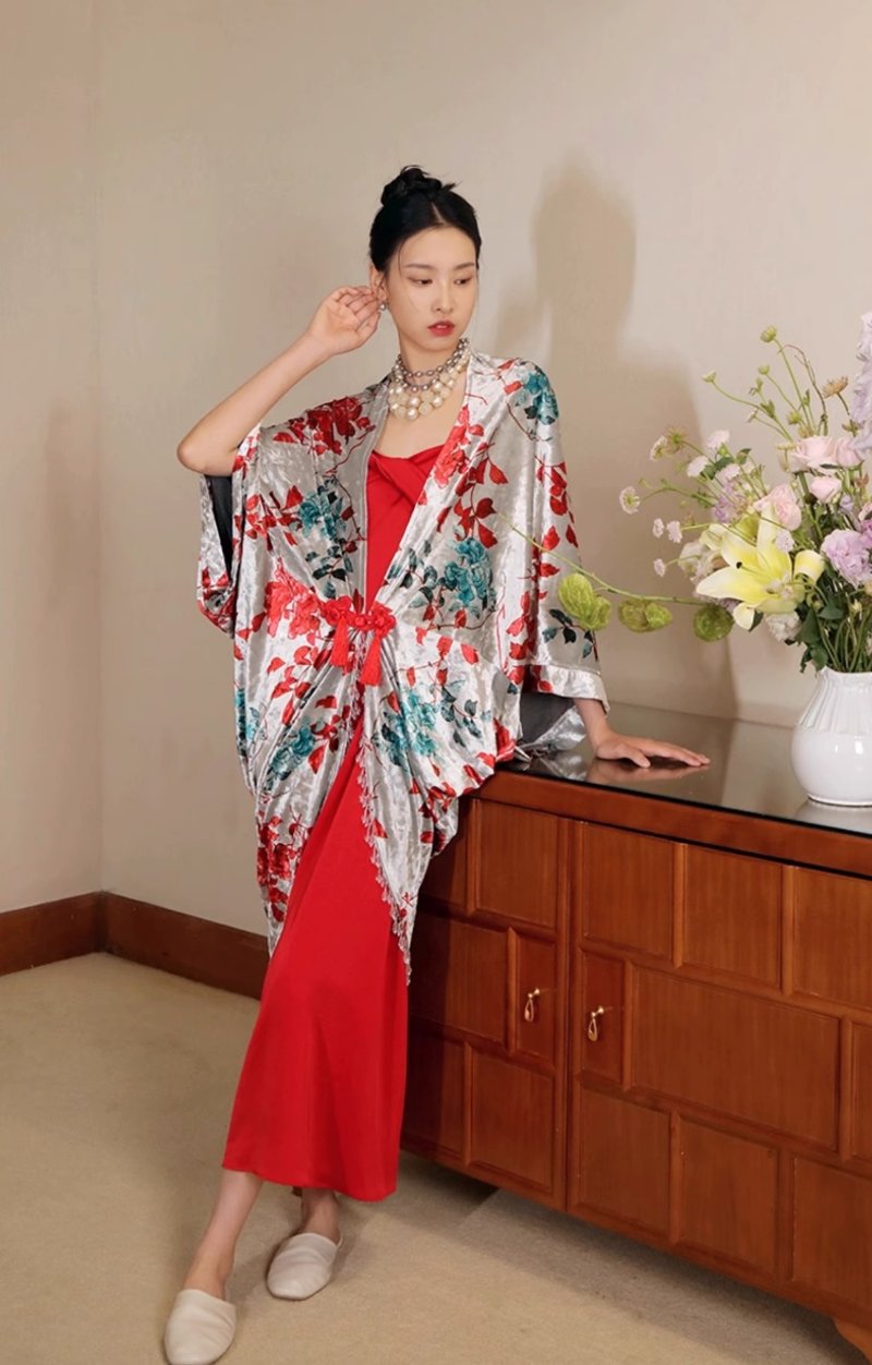 New Chinese retro velvet bridal gown dress set - ชุดนอน/ชุดอยู่บ้าน - วัสดุอื่นๆ หลากหลายสี