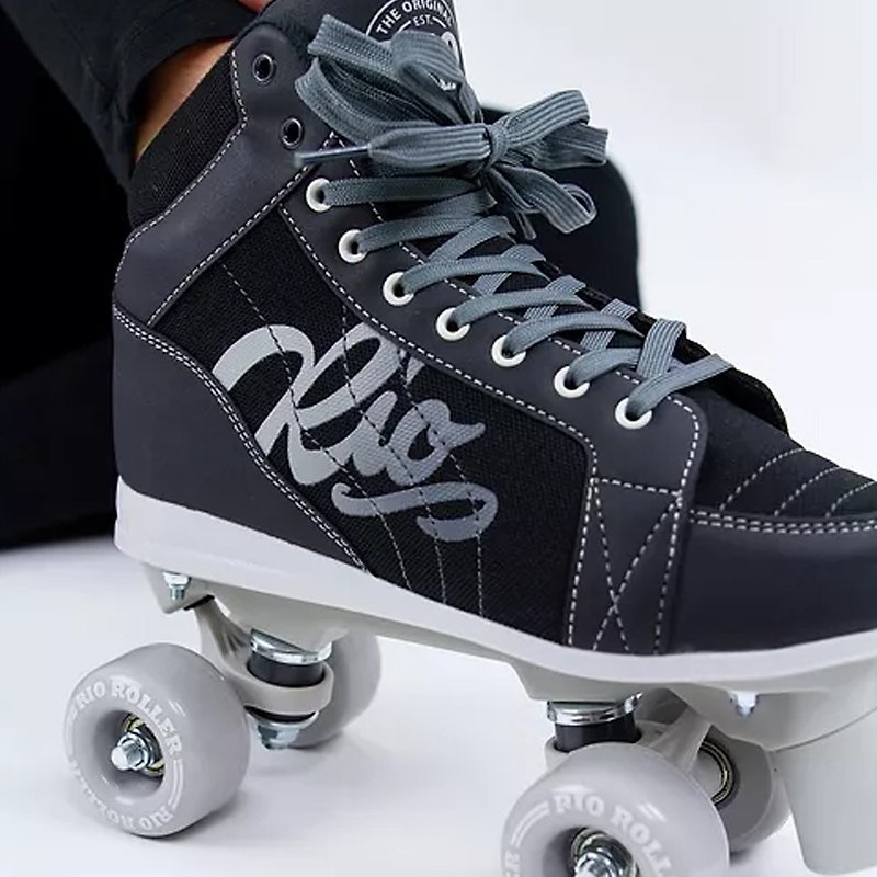 RIO Roller ‧ Sports Outdoor‧Lumina Series Sneakers Roller Skates - Black