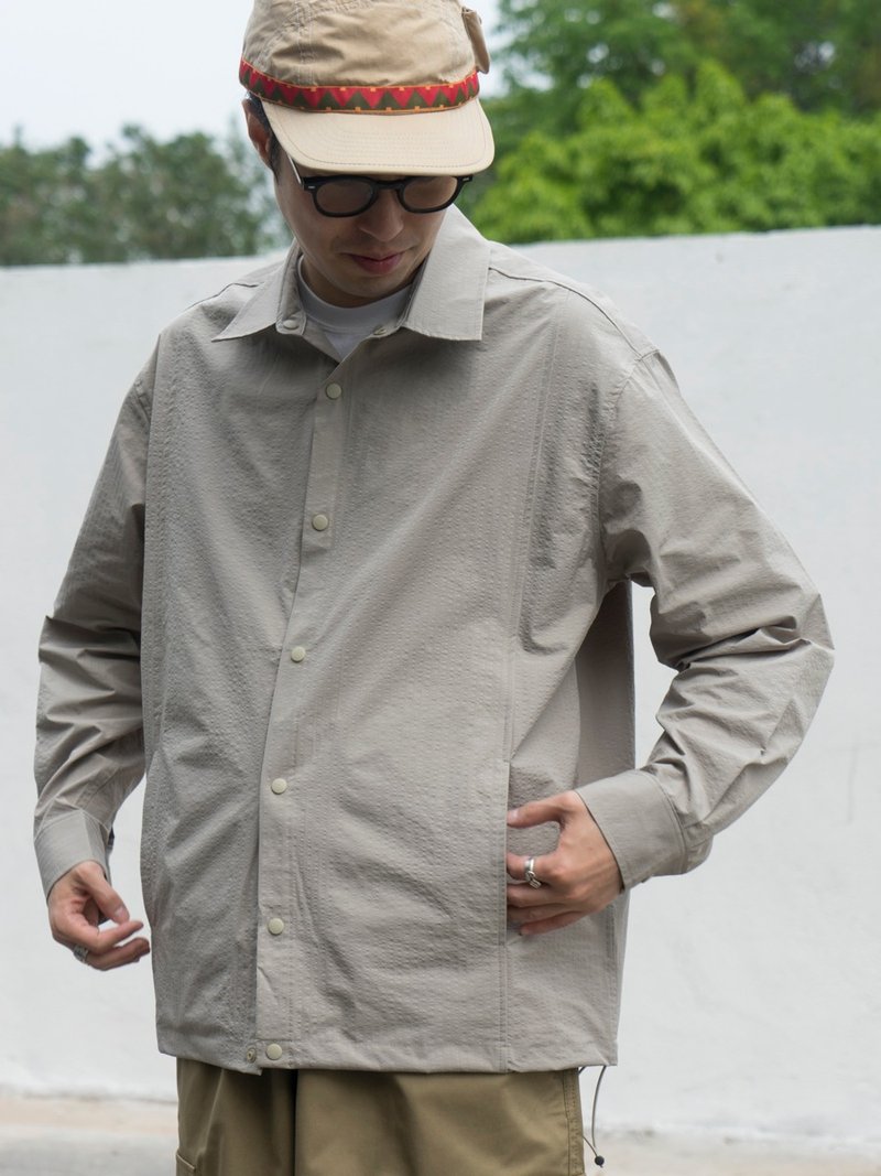 SHIRTS 春夏薄款暗紋緹花泡泡紗夾克式襯衫 長袖寬鬆戶外透氣翻領 - 男襯衫/休閒襯衫 - 其他人造纖維 
