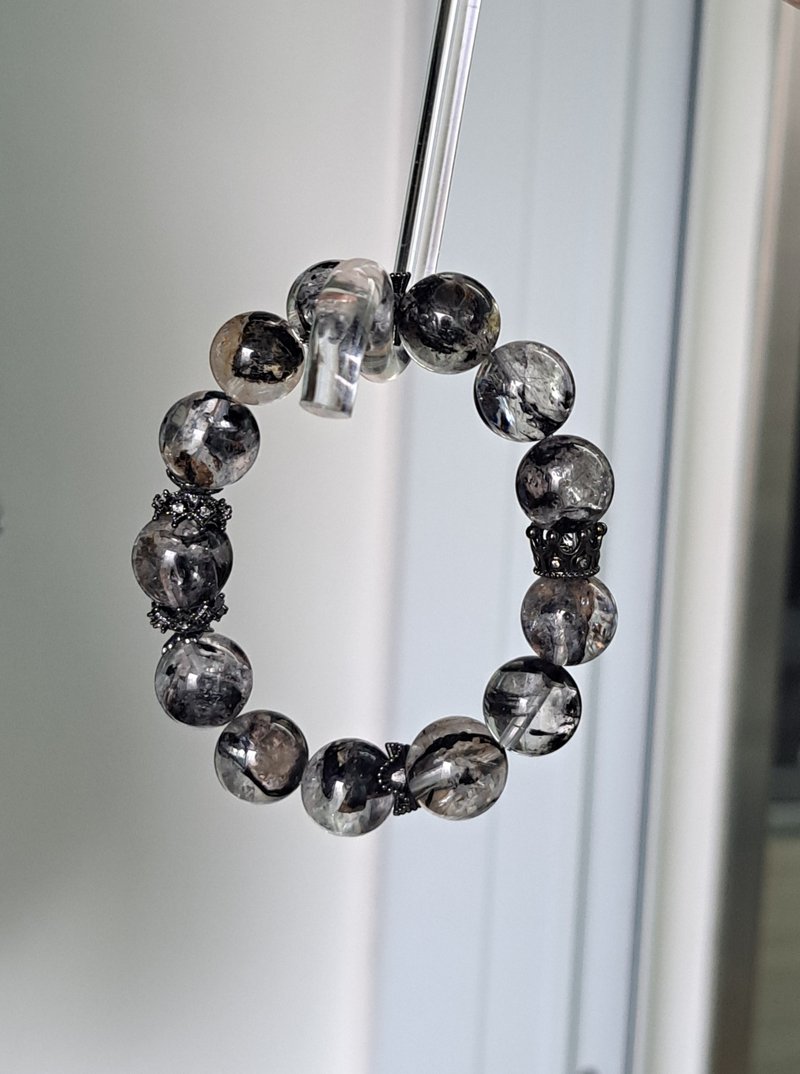 Dot Black Skeleton Shining Natural Crystal Bracelet - สร้อยข้อมือ - คริสตัล สีดำ