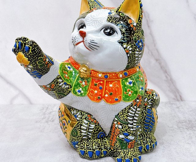 招き猫 陶器九谷焼色盛り上げ高さ29cm 楽天市場】招き猫(左：千客万来) ／九谷焼9号(高さ29cm) 盛