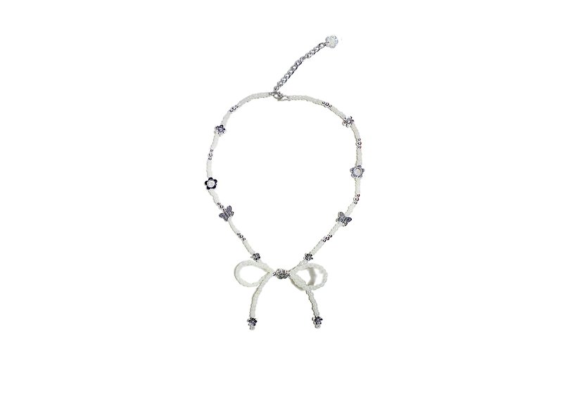 Ribbon Necklace in white - สร้อยคอ - วัสดุอื่นๆ ขาว