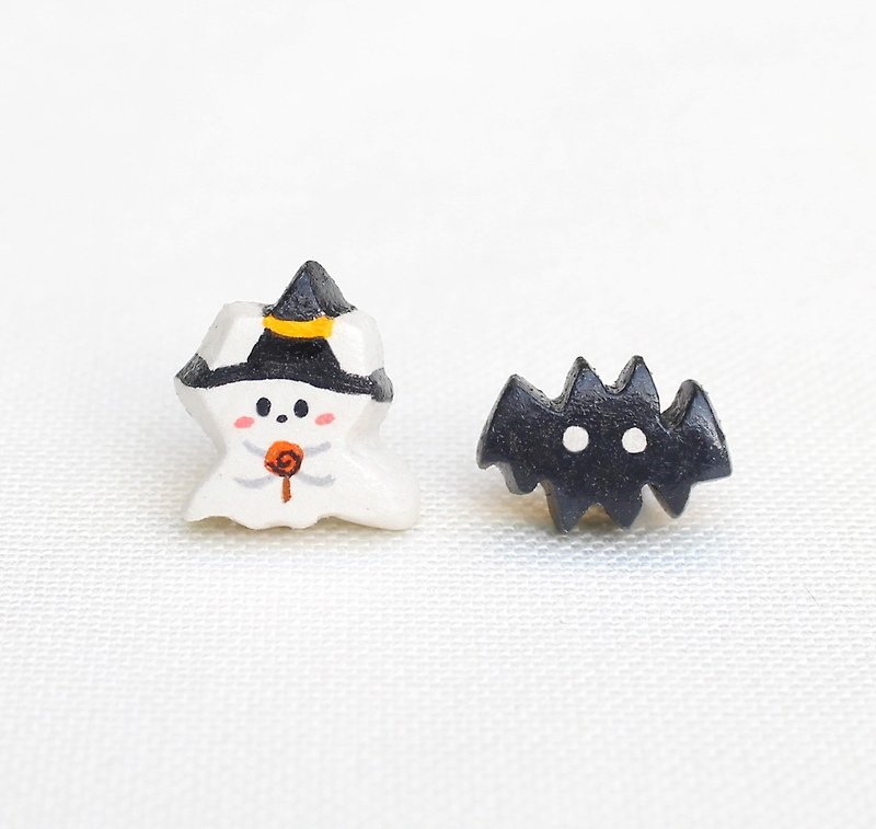 Rabbit ghost + bat earrings / changeable ear clip / Halloween - Earrings & Clip-ons - Clay White