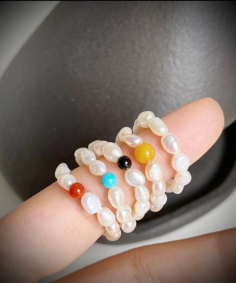 C&W Japan imported natural freshwater special-shaped pearls natural agate jade simple elastic ring ring - General Rings - Pearl Silver