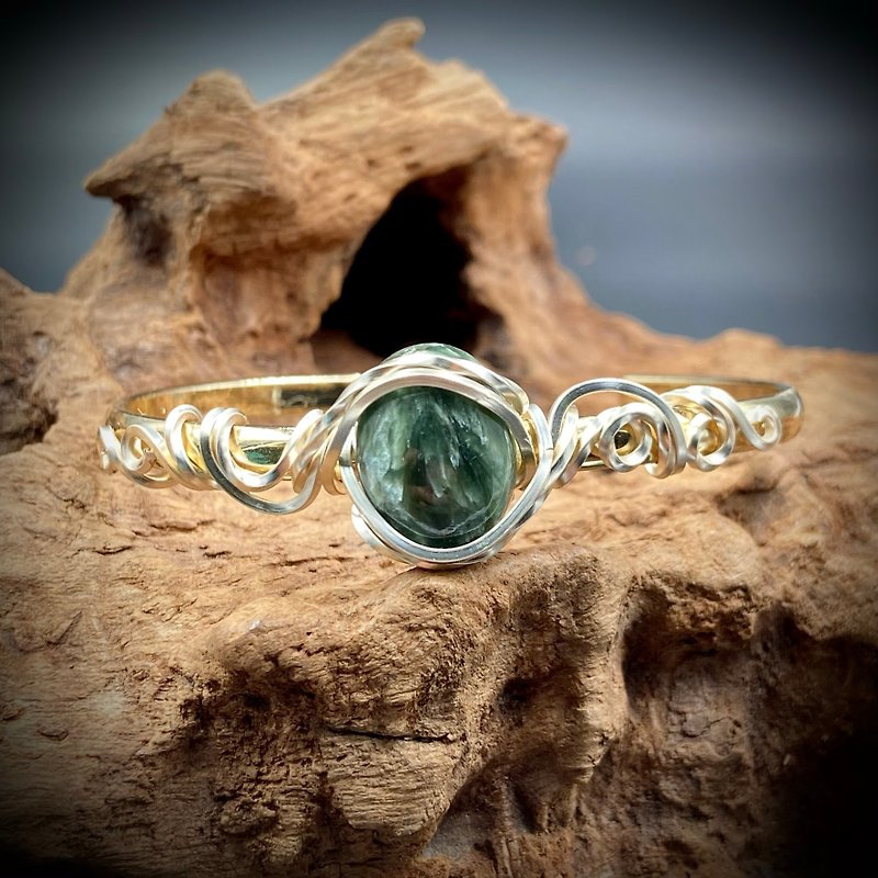 Lubar slowly weaves the green dragon crystal metal braid (live surround bracelet) - Bracelets - Semi-Precious Stones Green