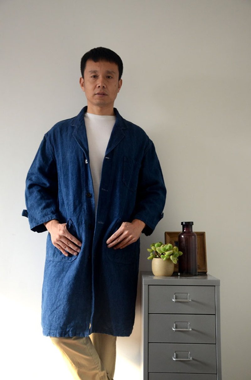 Pick up original designs. French tooling style men's and women's same Linen plant blue-dyed trench coat - Women's Tops - Cotton & Hemp 