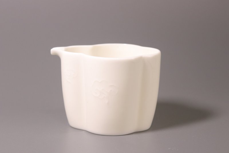 Dunmu Kiln-Dehua molded printed jade porcelain small Kui mouth tea cup - Teapots & Teacups - Porcelain White