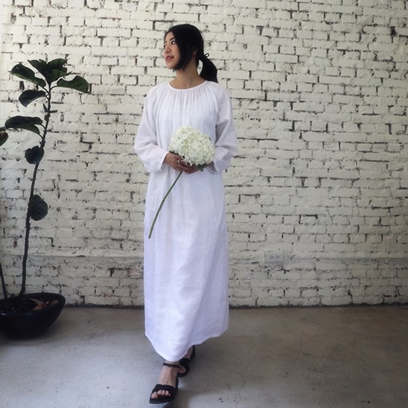[Clothing cloth for Qing Qing Huan] white linen embroidered dress original design - One Piece Dresses - Cotton & Hemp White
