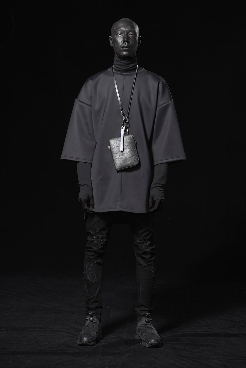 [IONISM] DuPont paper neck bag black - กระเป๋าแมสเซนเจอร์ - วัสดุกันนำ้ ขาว