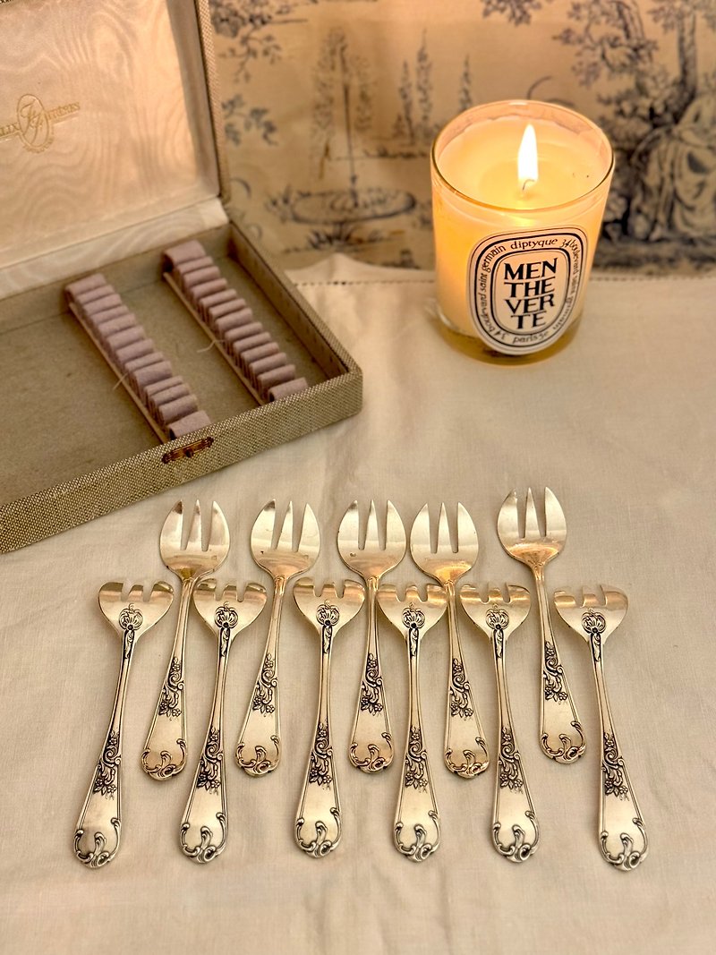 French silver-plated oyster 12 forks with box - ช้อนส้อม - เงิน 