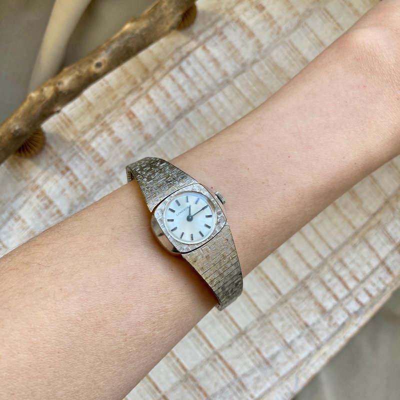 longines浪琴 手動上鏈機械錶 布紋銀色 橢圓方錶殼 古董錶 - 女錶 - 其他金屬 銀色