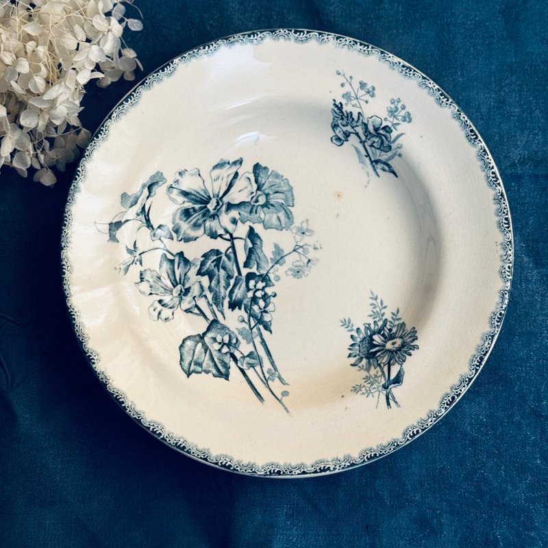 * 50882-Charming French antique HB & Cie. deep plate model PROVENÇAL - Plates & Trays - Porcelain 