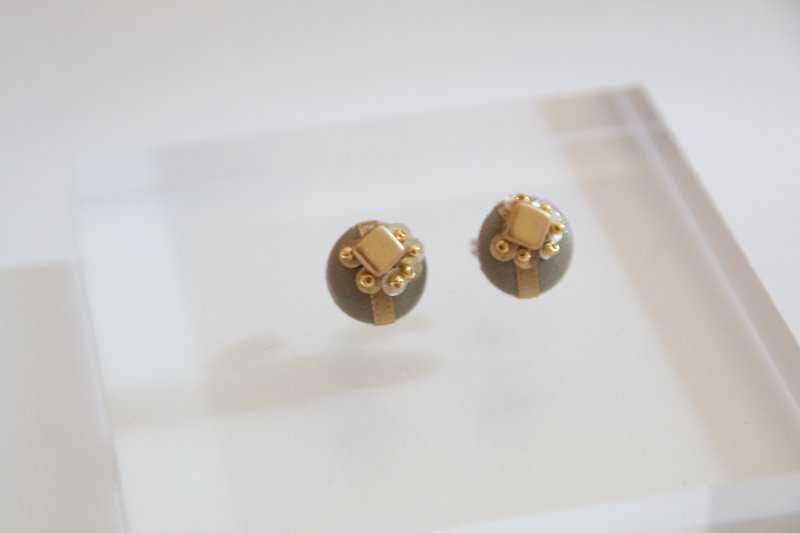 Czech beads titanium earrings - Earrings & Clip-ons - Gemstone Khaki