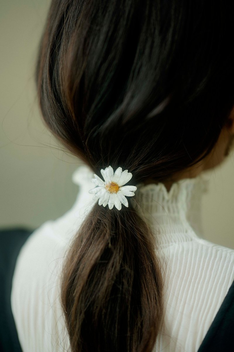 Real Flower-Daisy Hair Accessory - Hair Accessories - Plants & Flowers White