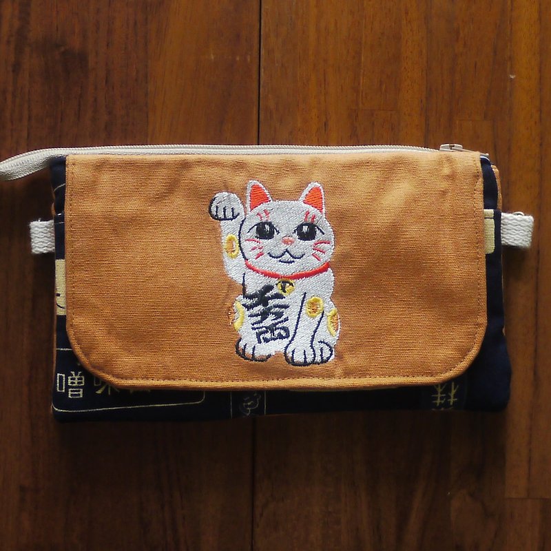 Lucky Meowo Universal Category Embroidery Side Bag (Free embroidery English name please note) - กระเป๋าคลัทช์ - งานปัก หลากหลายสี