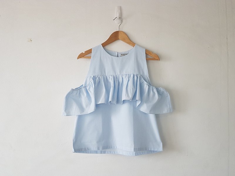 Gingham top in baby blue - เสื้อกั๊กผู้หญิง - ผ้าฝ้าย/ผ้าลินิน 