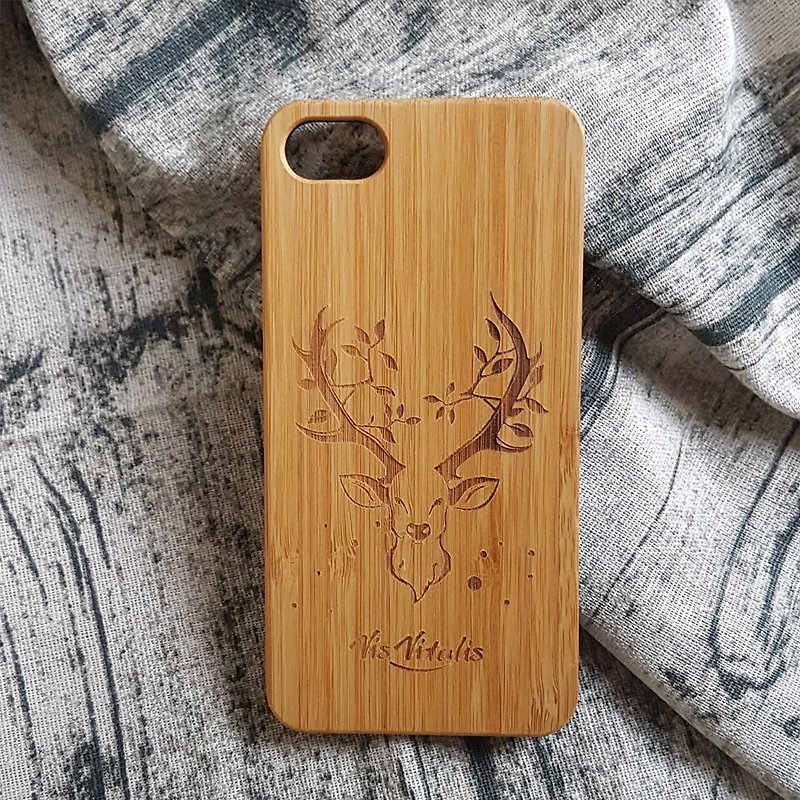 Wood texture engraving phone shell iPhone 7, iPhone 8 (Mori move 02 deer) iPhone phone case - เคส/ซองมือถือ - ไม้ไผ่ สีกากี