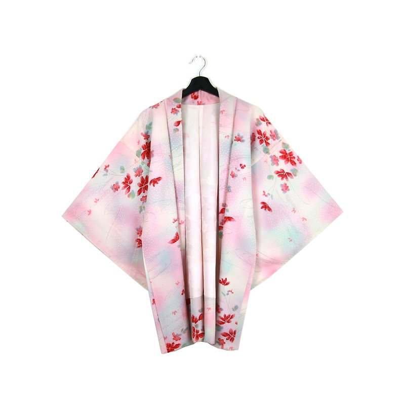 Back to Green :: Japan back to kimono feathers flush red flowers // men and women can wear // vintage kimono (KC-79) - เสื้อแจ็คเก็ต - ผ้าไหม 