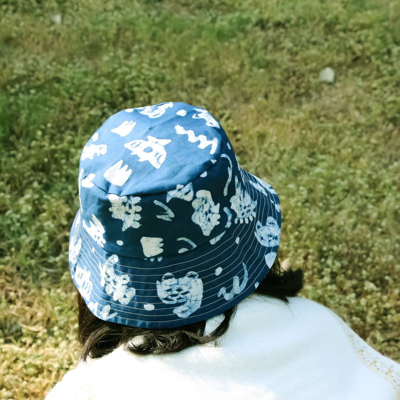 DINO handmade batik breathable bucket hat - Hats & Caps - Cotton & Hemp Transparent