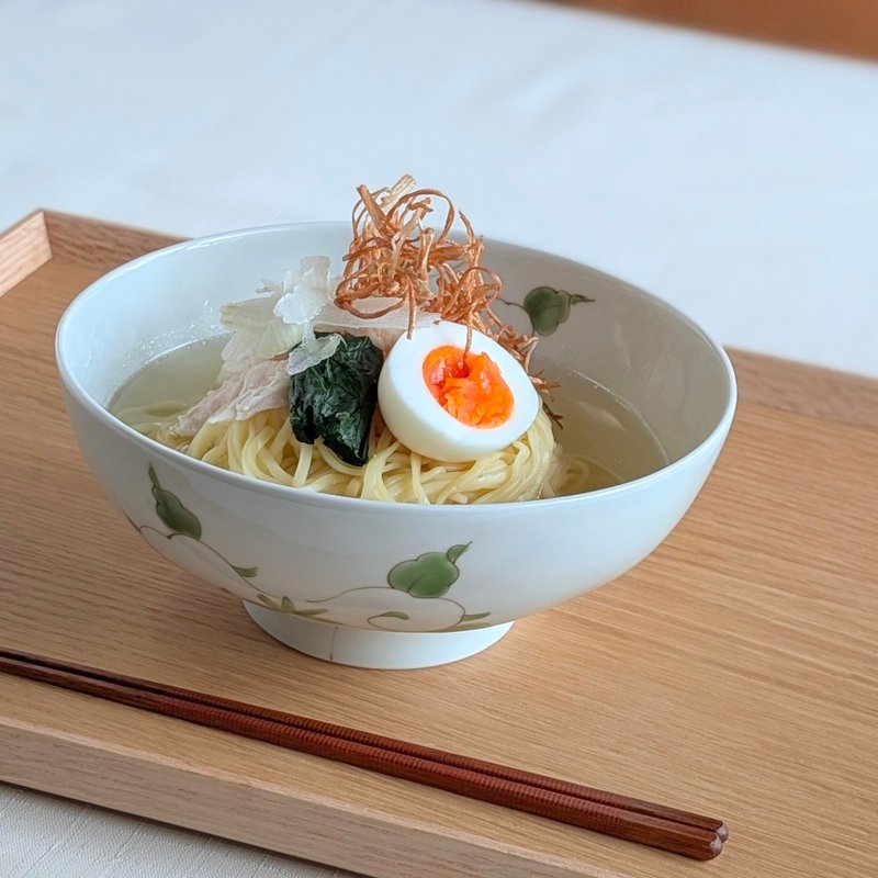 錦唐草 お椀(大) - 碗 - 陶 白色