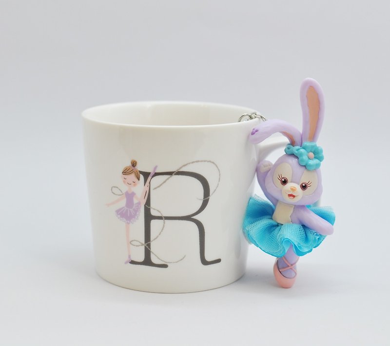 [Kato Masaharu] Japanese ballet dancer English letter R mug / coffee cup / soup cup - Mugs - Porcelain White