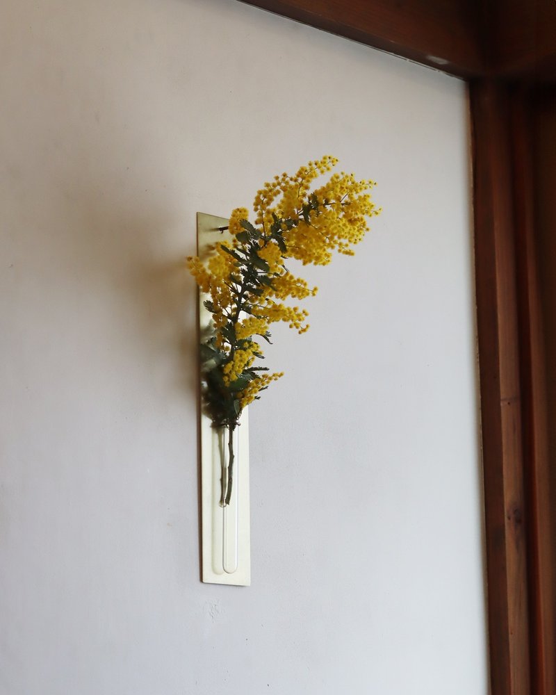 鎚目模様の壁掛け花器 - 花瓶/花器 - 銅/黃銅 金色