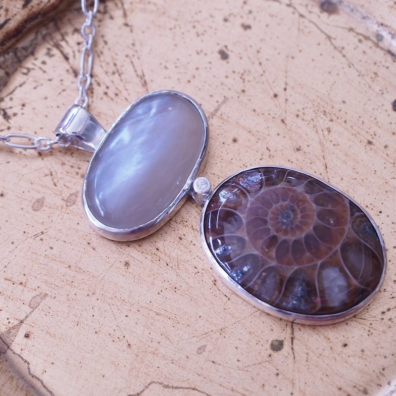 月光石 菊石 手工創意 純銀項鍊 Moonstone Ammonite - 項鍊 - 半寶石 灰色