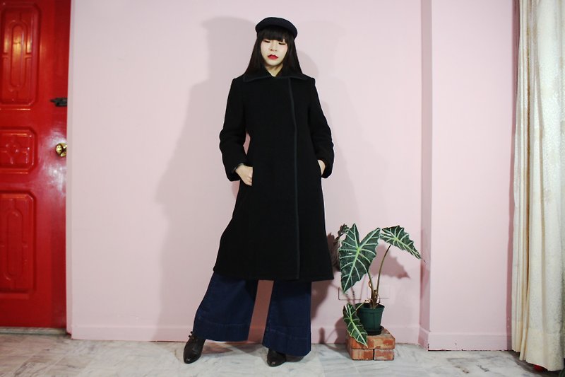 [Vintage外套](義大利製裏標)黑色羊毛雙口袋大衣古著外套(Made in Italy) - 外套/大衣 - 羊毛 黑色