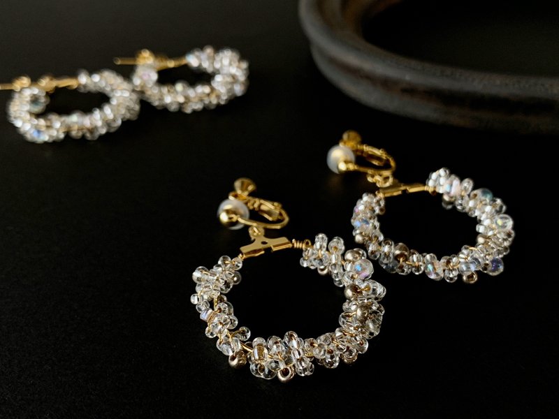 Cool glass beads hoop Clip-On/ earrings - Earrings & Clip-ons - Semi-Precious Stones Transparent