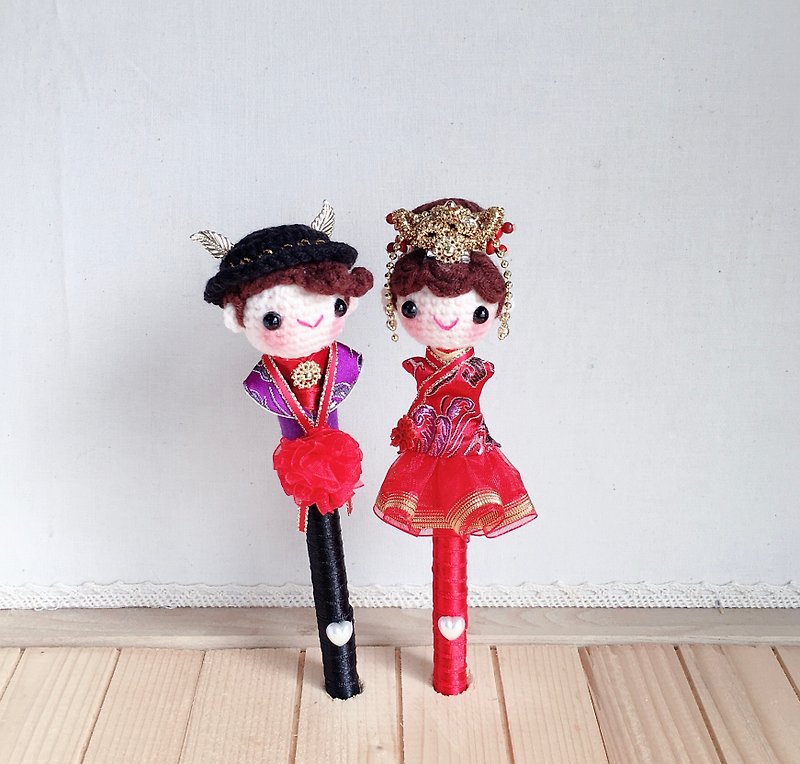 Chinese-style wool couple cheongsam wedding signature pair pen set (including ribbon pen holder) - Other Writing Utensils - Other Materials Red