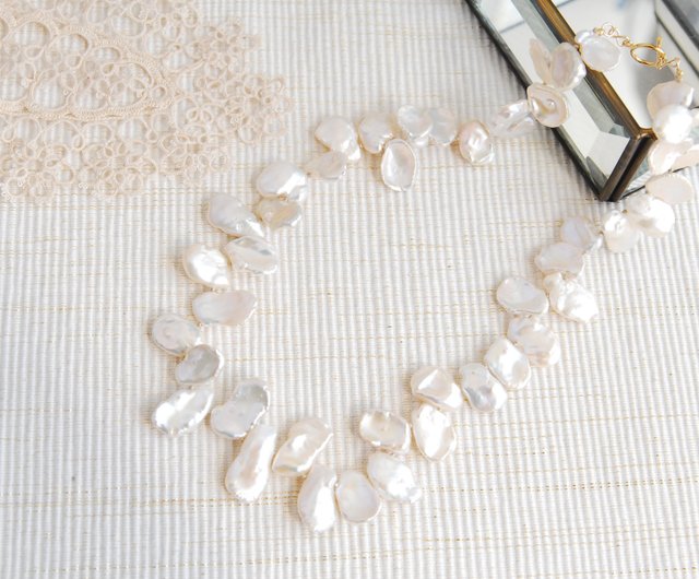 All petals Keshi Pearl gorgeous necklace 14 kgf - 設計館Ayako's