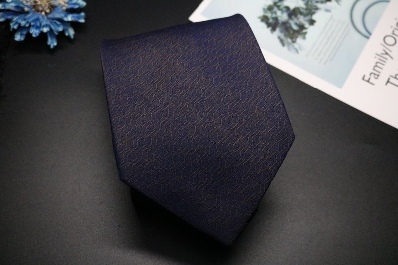 灰藍色暗紋領帶/真絲型男商務necktie - 領帶/領帶夾 - 絲．絹 藍色