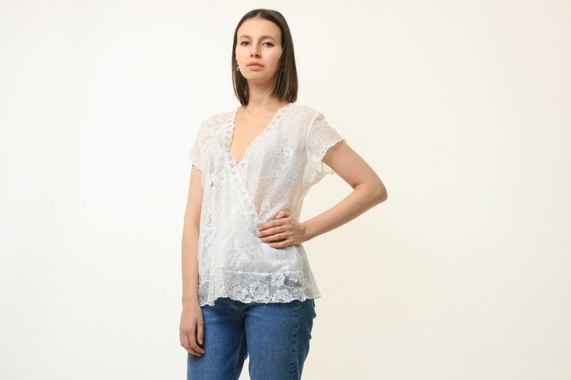 Vintage Woman Clotnig/ Vintage Woman Blouse 40s - Women's Tops - Other Materials White