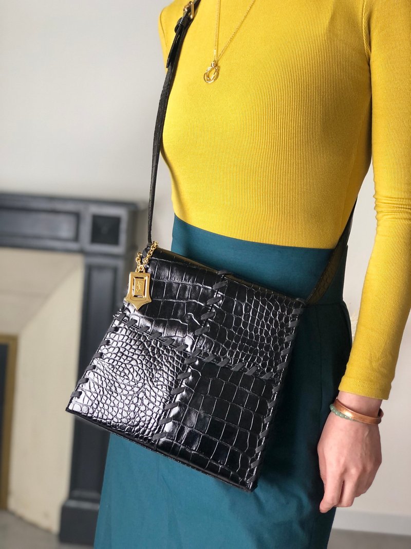 【 日本直送　名牌中古包 】Yves Saint Laurent ショルダーバッグ ブラック YSL チャーム レザー クロコ型押し ミニバッグ p7s3ib - 側背包/斜背包 - 真皮 黑色