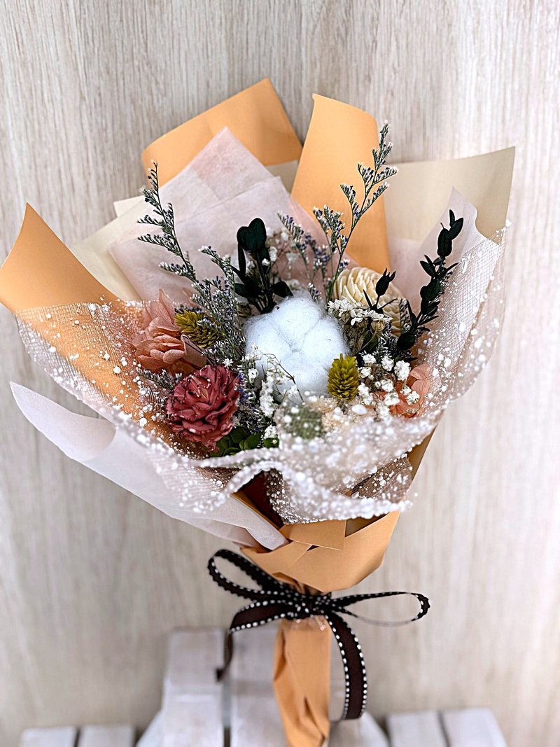 畢業季主題花卉 棉花/擴香索拉花花束 - 乾燥花/永生花 - 植物．花 