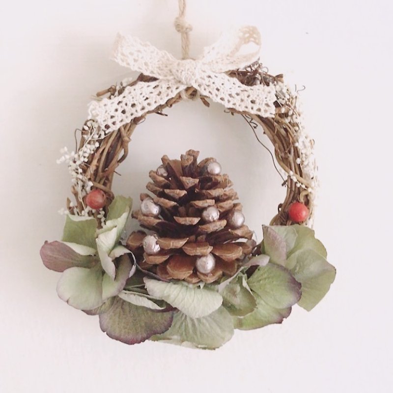 Puputraga Christmas Wreath / Acorn / Pine Cone / Christmas Present - Plants - Plants & Flowers Green
