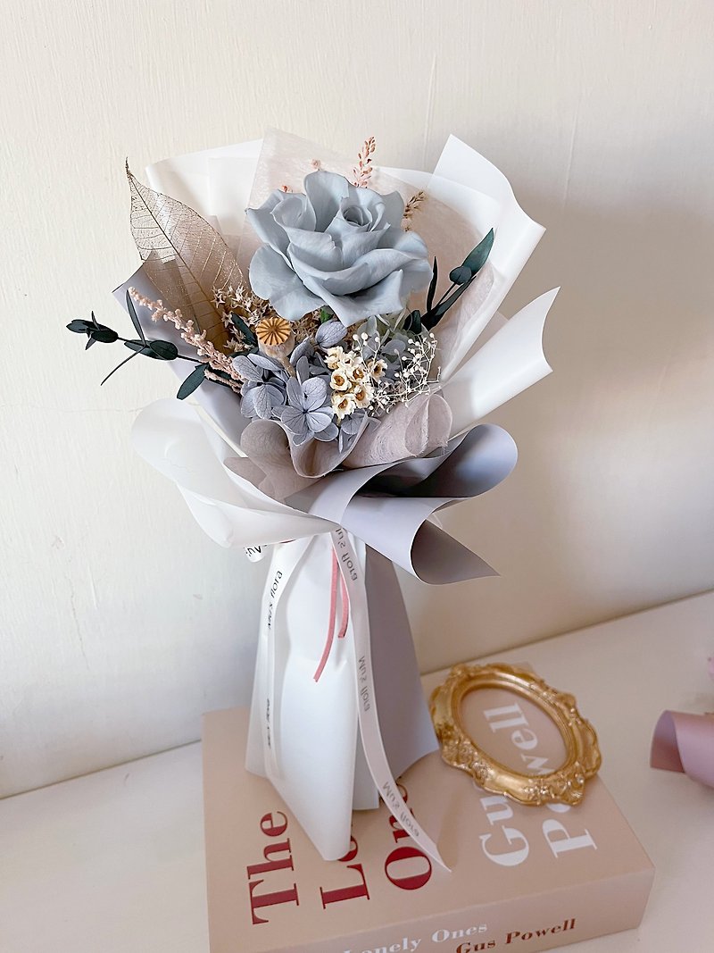 Single everlasting rose bouquet, sky blue birthday bouquet, bestie gift, Valentine's Day bouquet - ช่อดอกไม้แห้ง - พืช/ดอกไม้ 