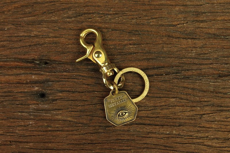 【METALIZE】旋轉麻花釦"TRUTH"黃銅牌鑰匙圈 - 鑰匙圈/鎖匙扣 - 其他金屬 