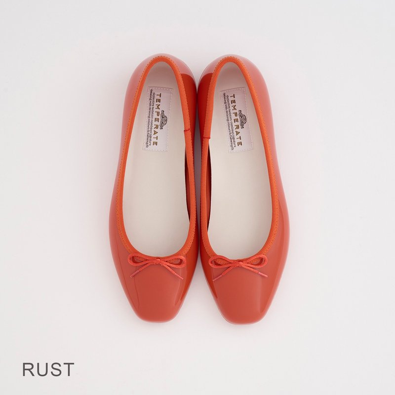 EMMA (RUST) PVC SQUARE TOE FLATS Square toe pumps Rain shoes - Rain Boots - Waterproof Material Orange