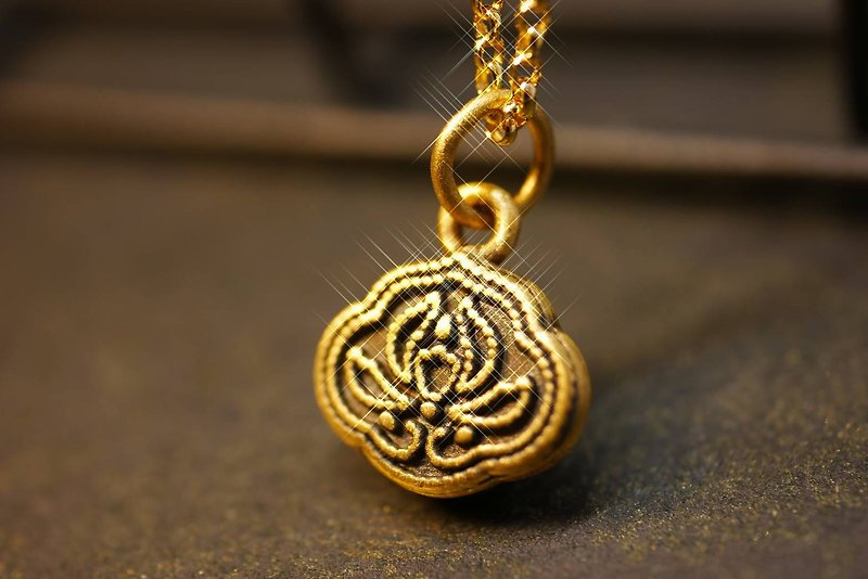 Gold Pendant-Ancient Metalworking Lotus Pendant-Lotus Pendant - สร้อยคอ - ทอง 24 เค สีทอง