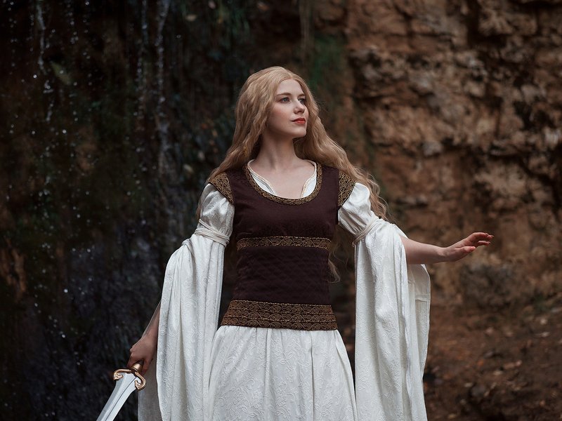 Eowyn Shieldmaiden cosplay dress - Lord of the Rings costume - Made to order - ชุดราตรี - เส้นใยสังเคราะห์ ขาว