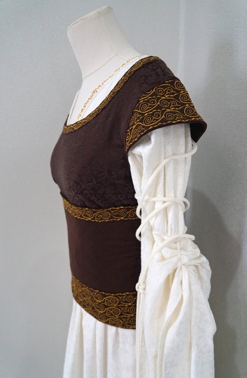 ロードオブザリング　エオウィン　衣装　ホールドレス ロードオブザリング エオウィン 衣装 ホールドレス - メルカリ